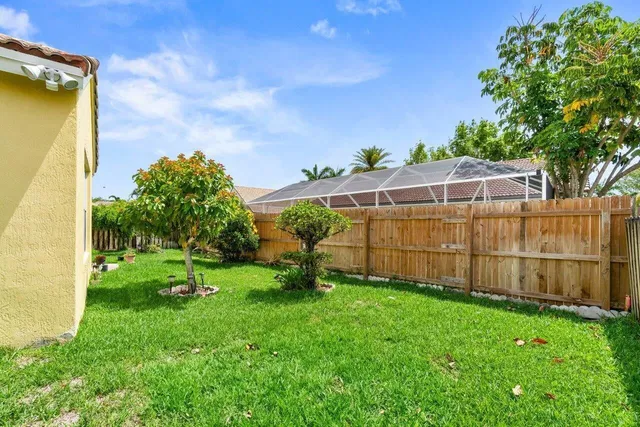  Residence photo 22