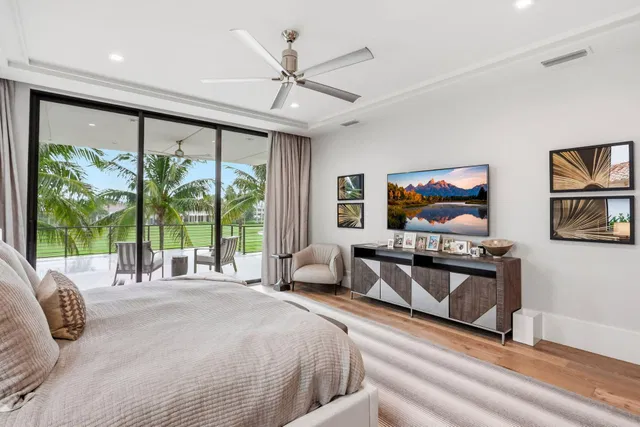 Royal Palm Yacht and Country Club Residence photo 21