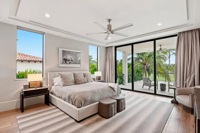 Royal Palm Yacht and Country Club Residence photo 22