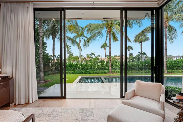 Royal Palm Yacht and Country Club Residence photo 41