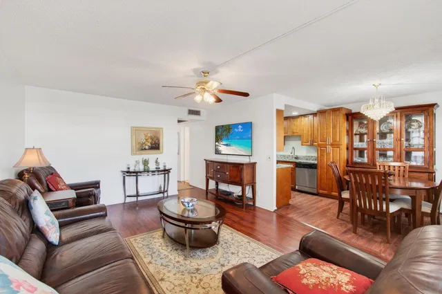 Residence photo 2