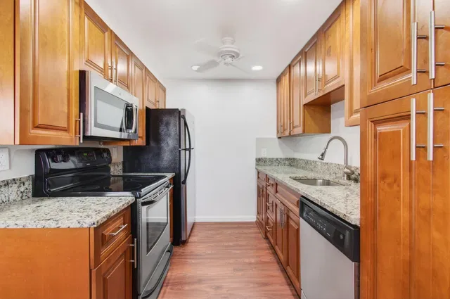 Residence photo 5