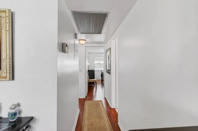 Residence photo 19
