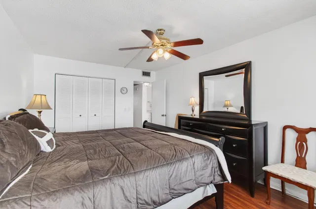 Residence photo 23