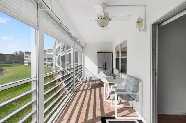 Residence photo 45
