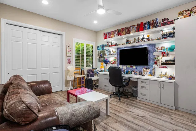 Residence photo 33