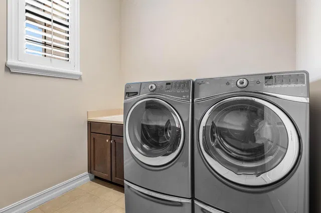 Residence photo 39