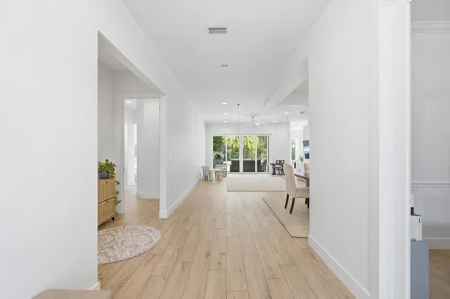 Residence photo 9