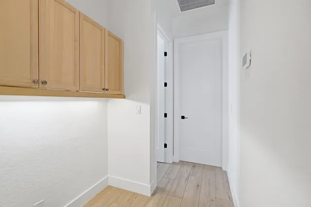 Residence photo 17