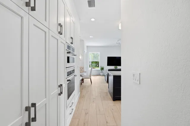 Residence photo 18