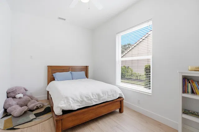 Residence photo 26