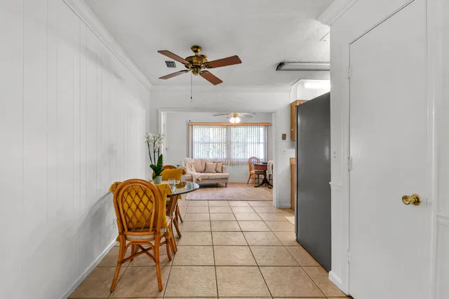 Residence photo 7