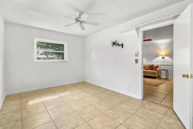 Residence photo 14