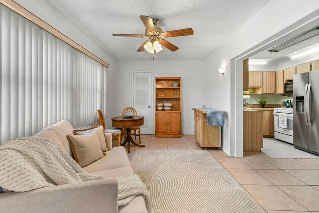 Residence photo 23