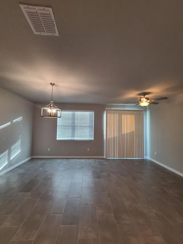 Residence photo 2