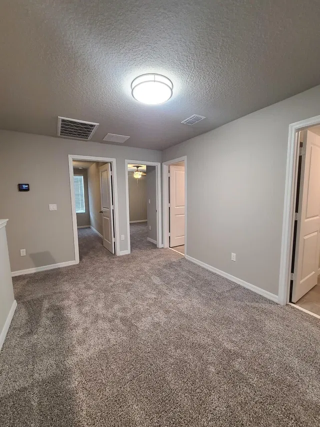 Residence photo 13