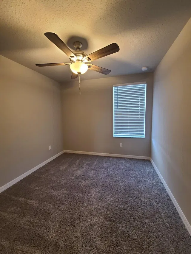 Residence photo 14