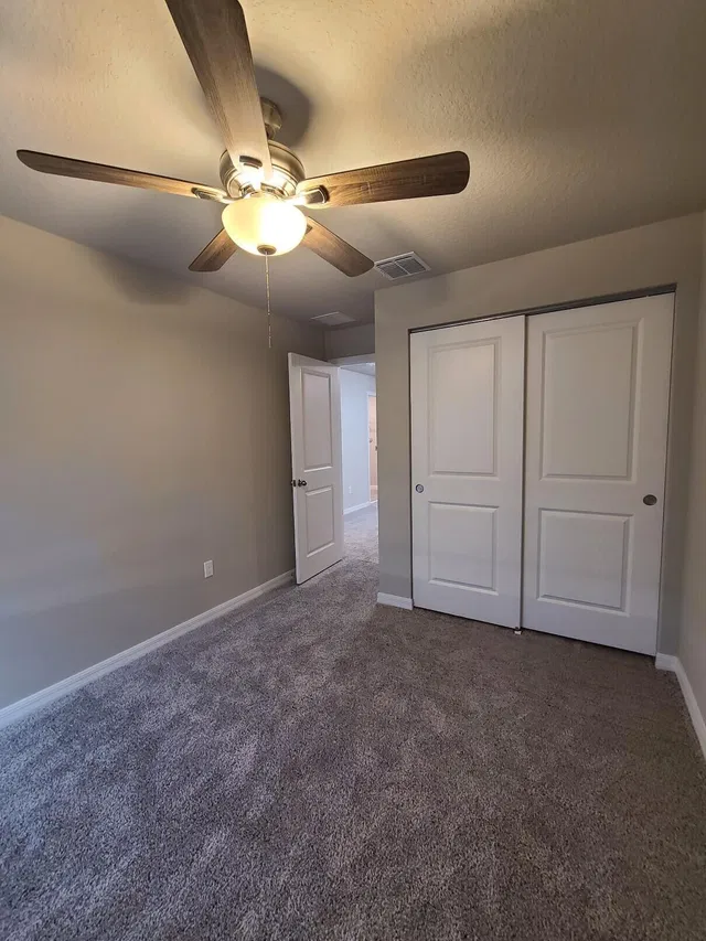Residence photo 16