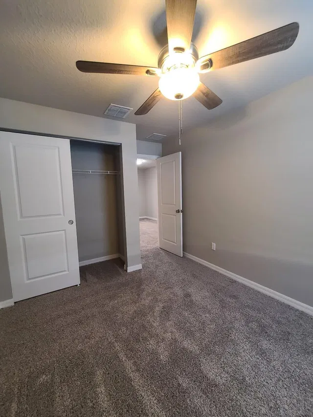 Residence photo 18