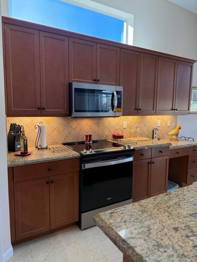 Residence photo 19