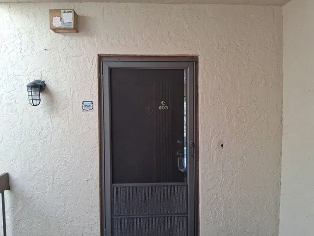 Unit 403 photo 2