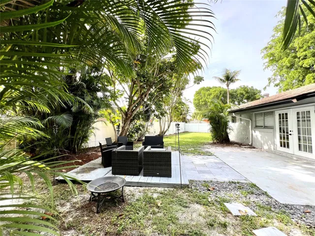 Residence photo 6