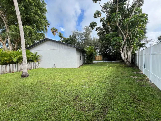 Residence photo 7