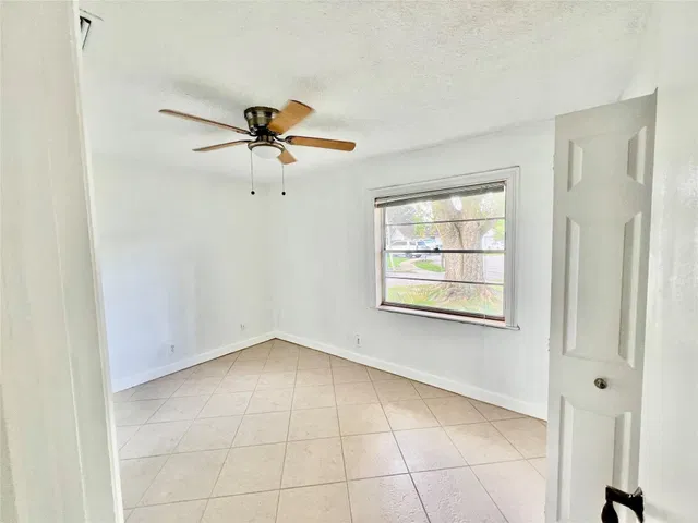 Residence photo 9