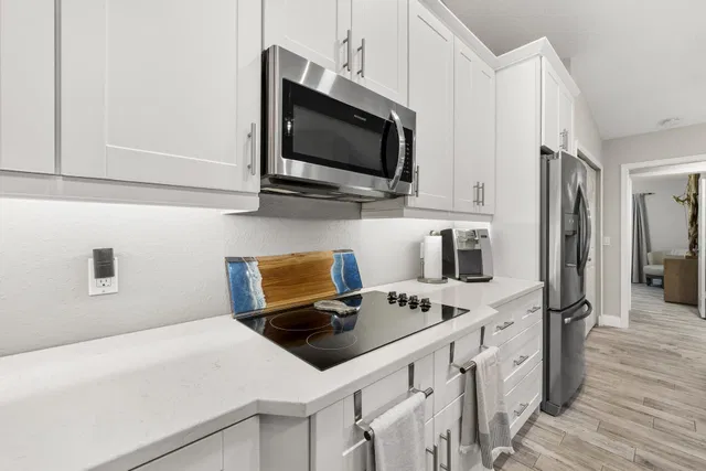 Residence photo 17