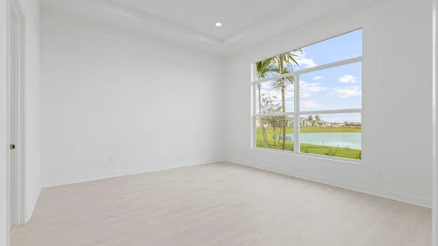 Residence photo 18