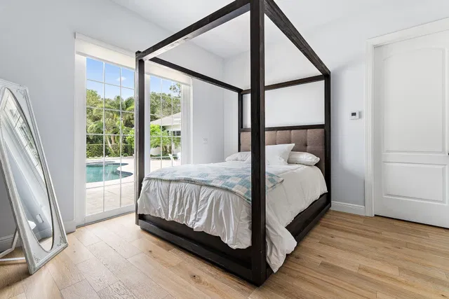 Residence photo 32