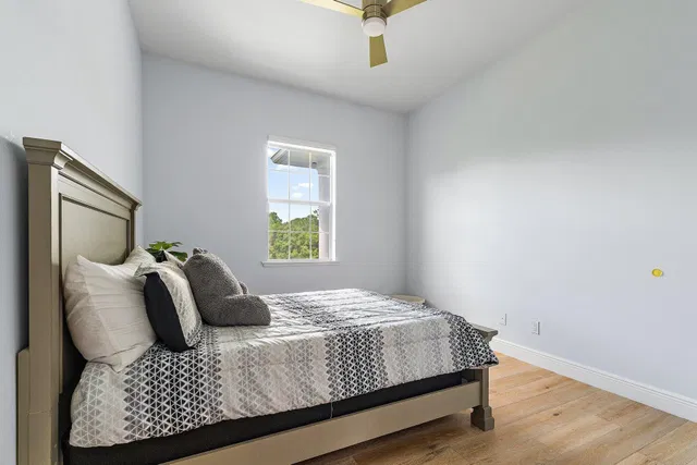 Residence photo 57