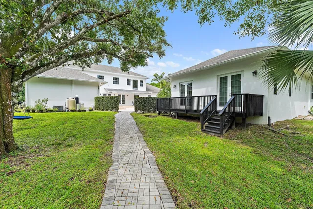 Residence photo 71