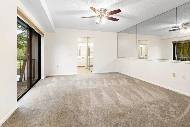  Residence photo 18