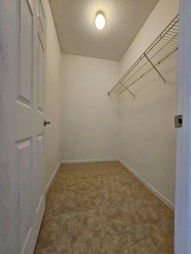 Residence photo 12