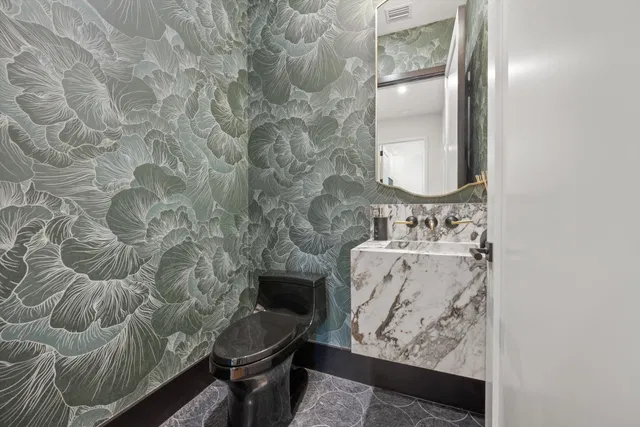 Residence photo 36
