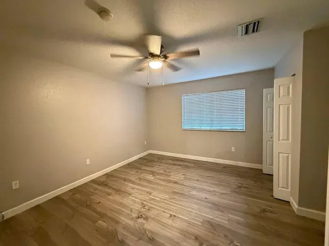 Unit 4116 photo 8