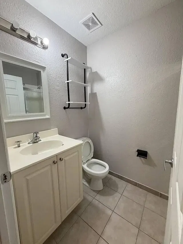 Unit 4116 photo 10