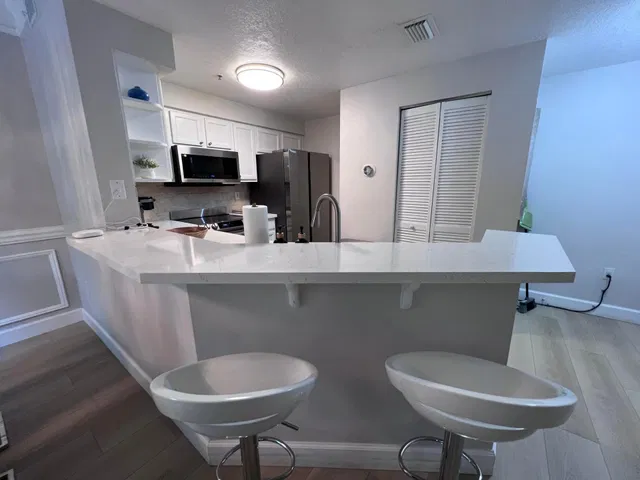  Unit 206 photo 9
