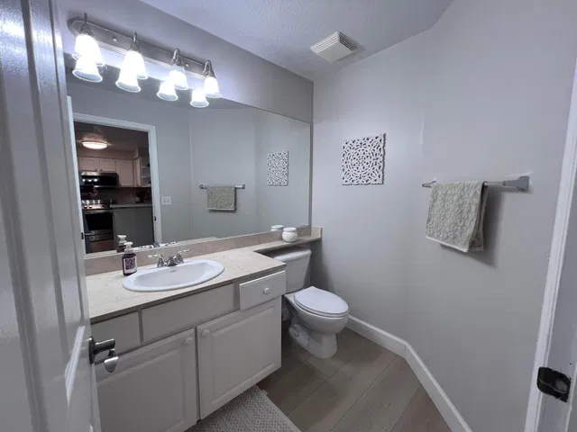  Unit 206 photo 17