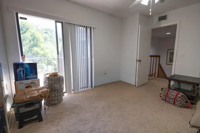  Residence photo 23
