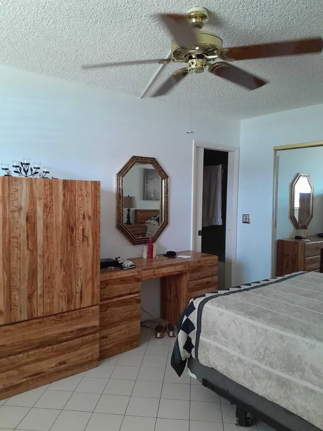  Residence photo 11