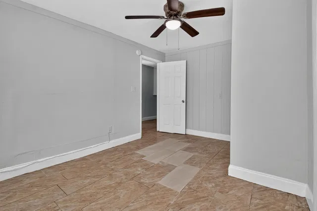  Residence photo 17