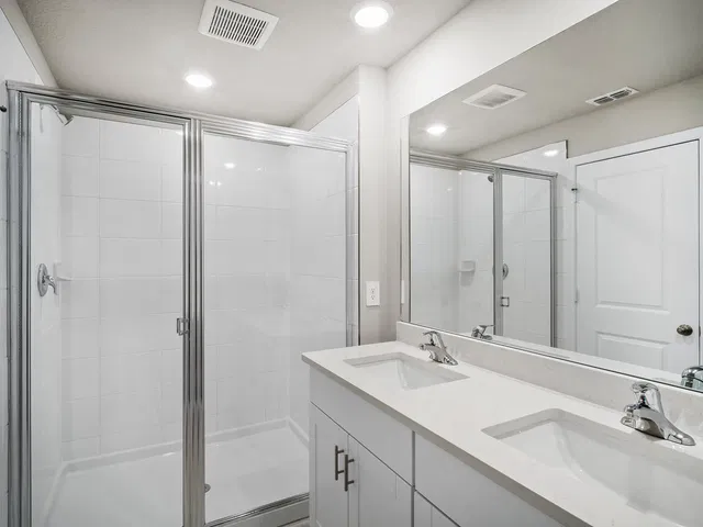  Residence photo 18