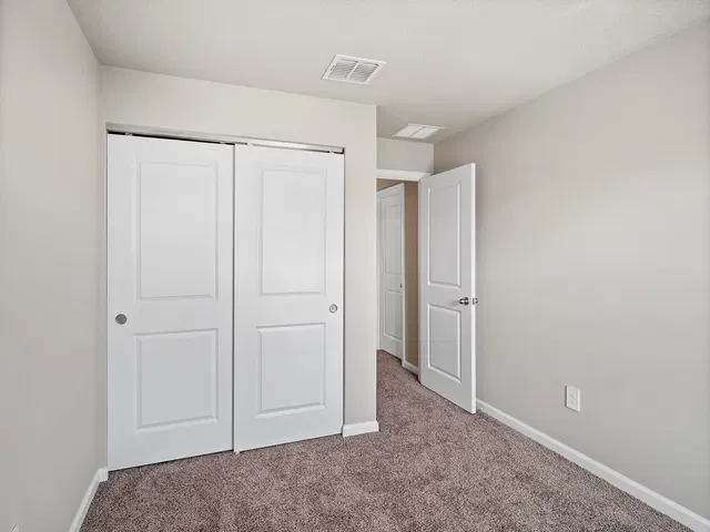  Residence photo 26