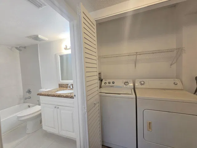 Unit F photo 17