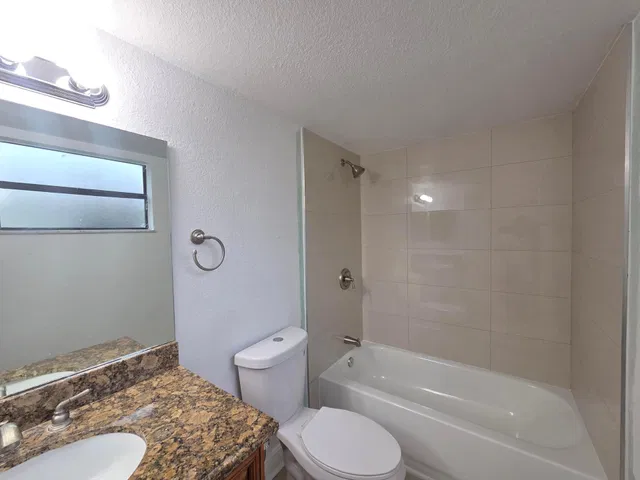  Unit F photo 26