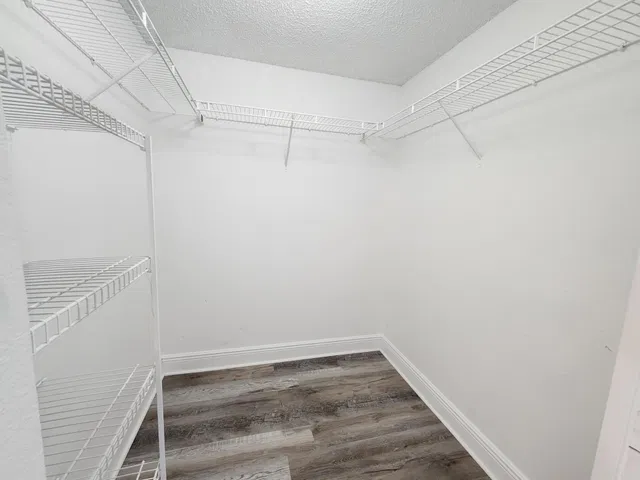  Unit F photo 29