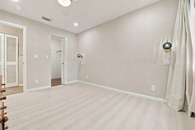 Unit Apt 6 photo 19