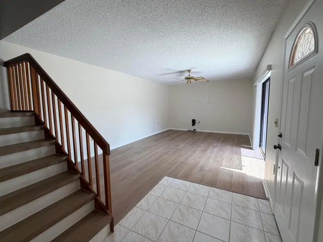  Unit 209 photo 5